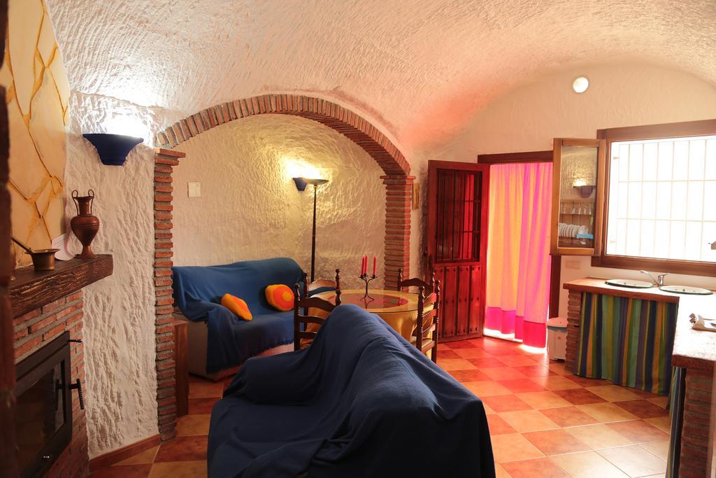 Benalúa de Guadix Cuevas La Chumberaゲストハウス エクステリア 写真