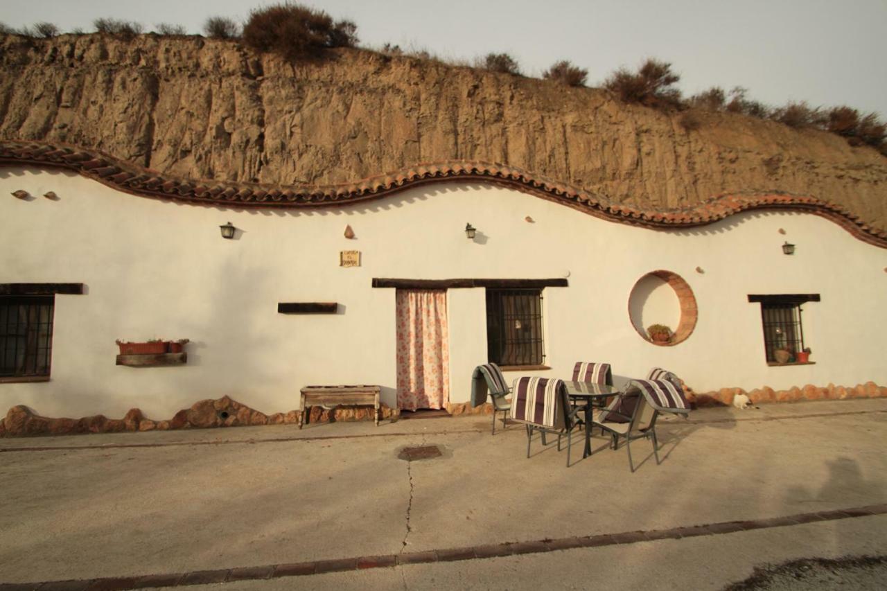Benalúa de Guadix Cuevas La Chumberaゲストハウス エクステリア 写真